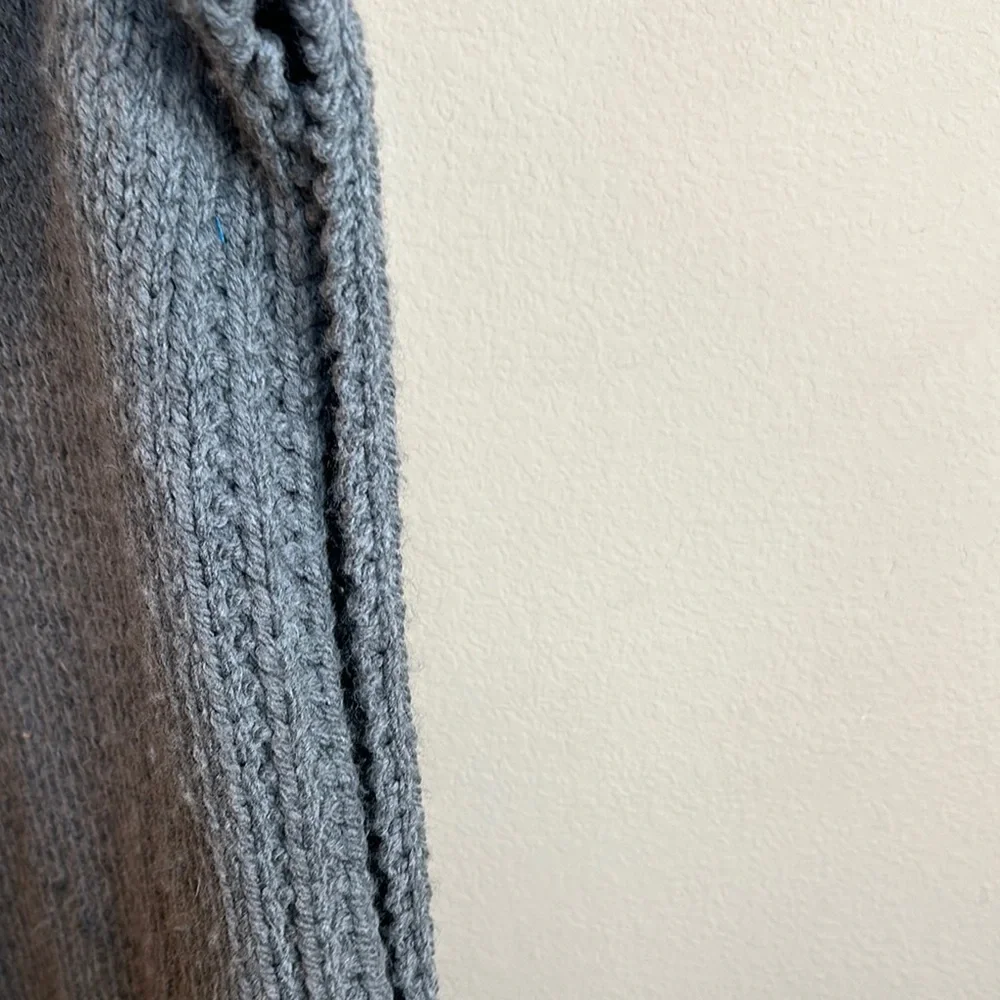 Charcoal Gray Turtleneck Cowl-neck Chunky Knit Vest Sweater - Picture 5 of 6